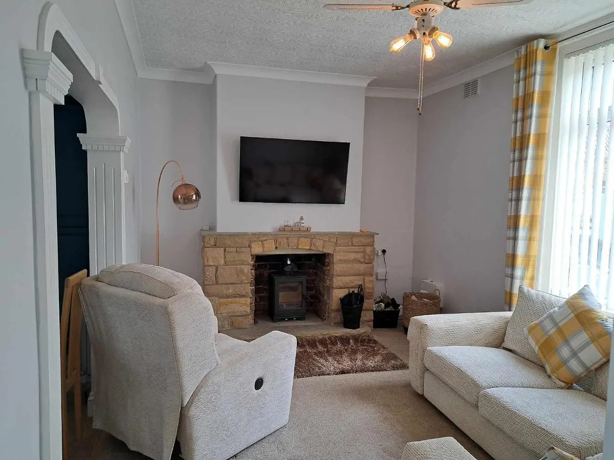 Cosy 2-Bed Cottage - Free Wifi Bridlington Hébergement de vacances